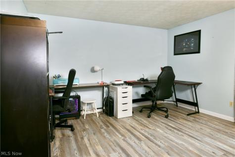 94 Camrose Drive Niles OH 44446