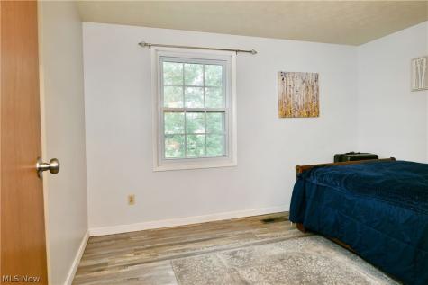 94 Camrose Drive Niles OH 44446
