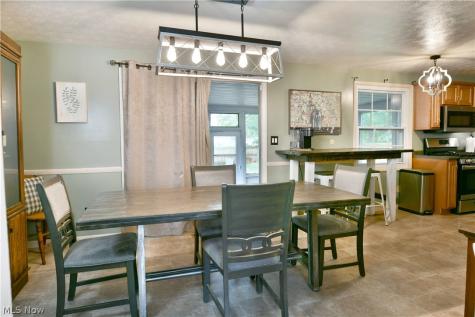94 Camrose Drive Niles OH 44446