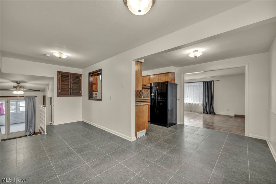 131 Yunker Court Elyria OH 44035