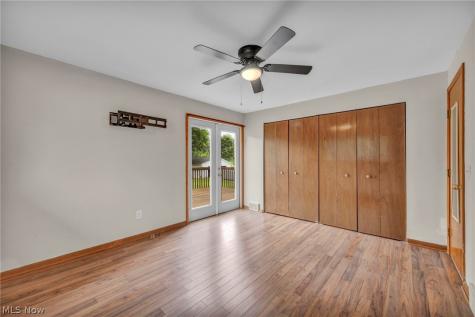 131 Yunker Court Elyria OH 44035