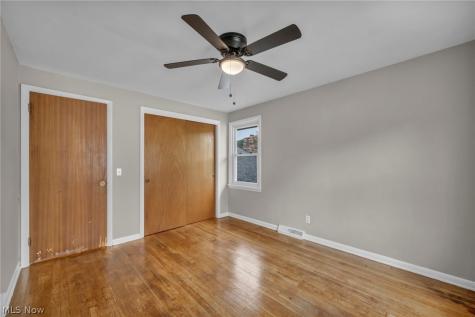 131 Yunker Court Elyria OH 44035