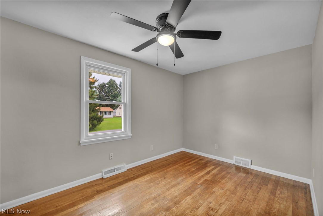 131 Yunker Court Elyria OH 44035