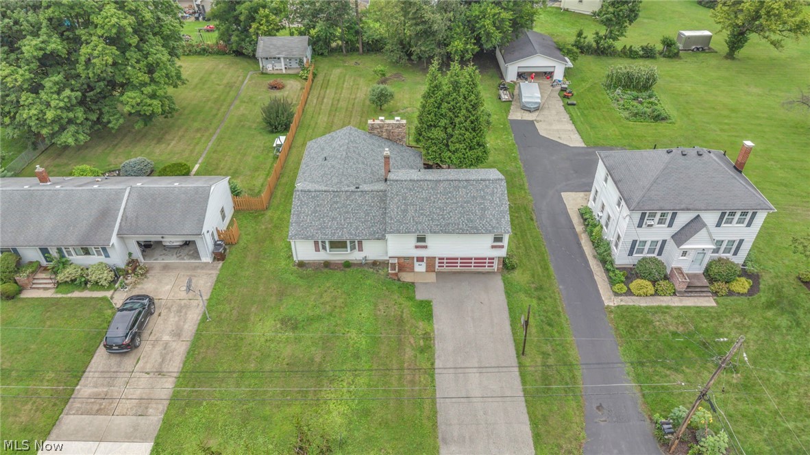 131 Yunker Court Elyria OH 44035