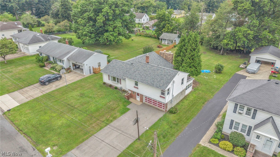 131 Yunker Court Elyria OH 44035
