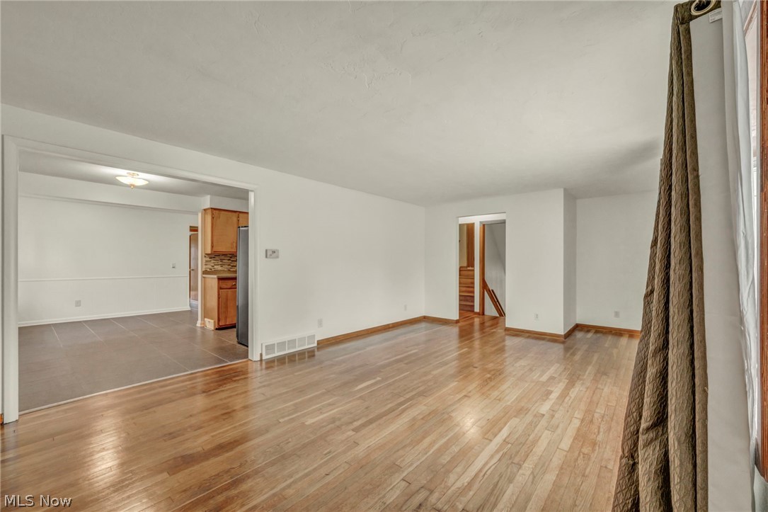 131 Yunker Court Elyria OH 44035