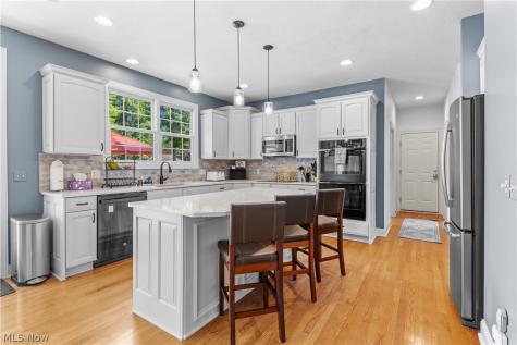 31 John Clark Lane Hudson OH 44236