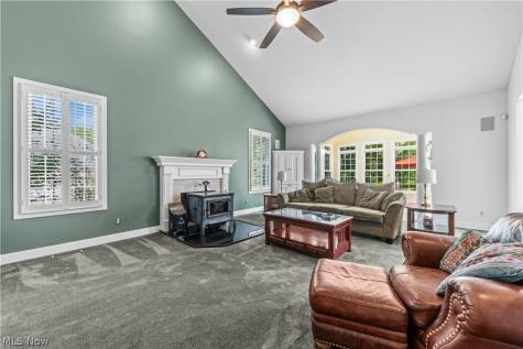 31 John Clark Lane Hudson OH 44236
