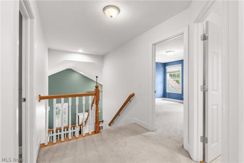 31 John Clark Lane Hudson OH 44236