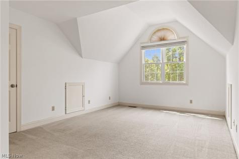 31 John Clark Lane Hudson OH 44236