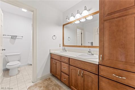 31 John Clark Lane Hudson OH 44236