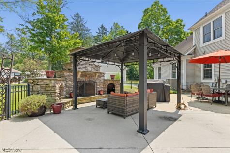 31 John Clark Lane Hudson OH 44236