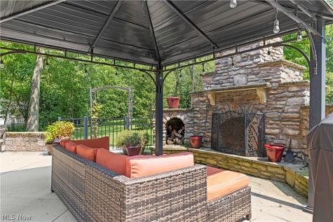 31 John Clark Lane Hudson OH 44236