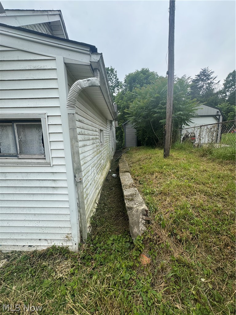 103 Willow Street Bethesda OH 43719