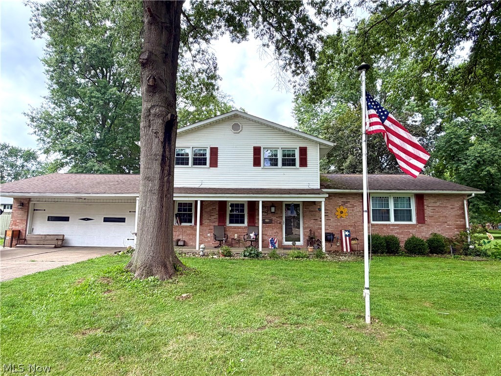 1282 Independence Circle SE New Philadelphia OH 44663