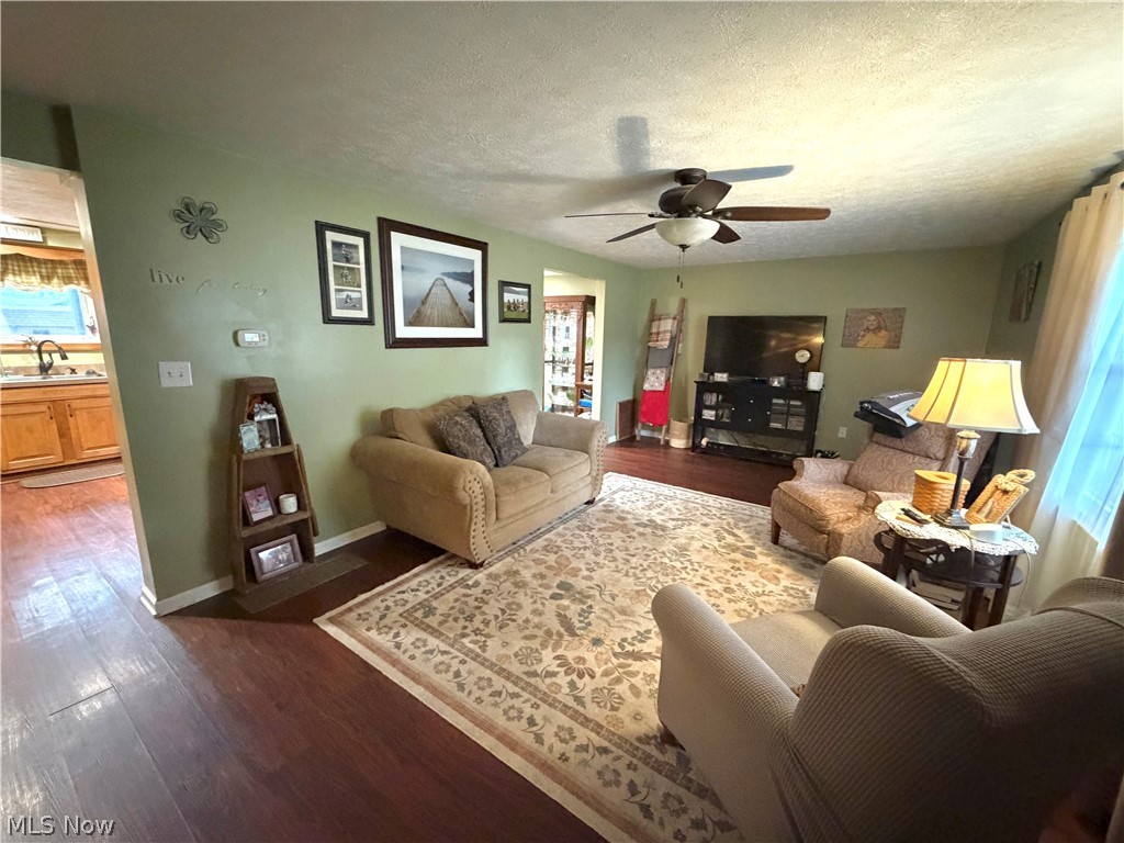 1282 Independence Circle SE New Philadelphia OH 44663