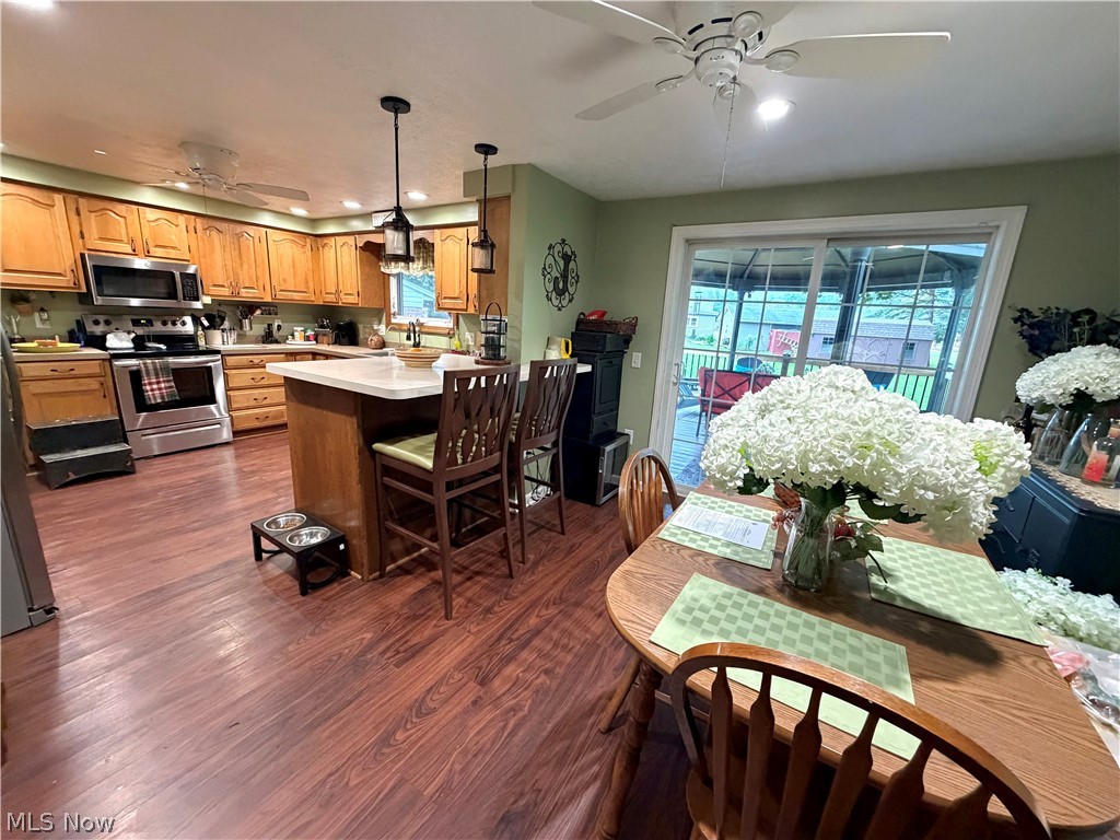 1282 Independence Circle SE New Philadelphia OH 44663