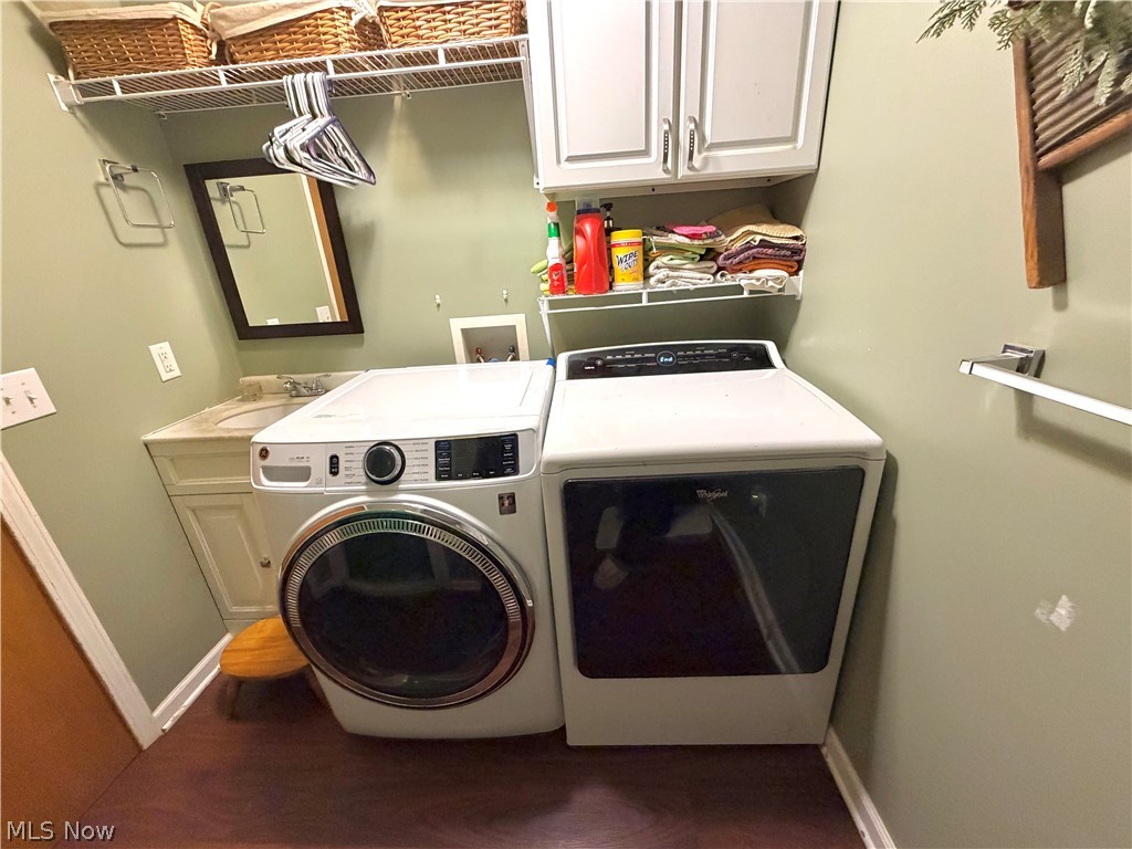 1282 Independence Circle SE New Philadelphia OH 44663