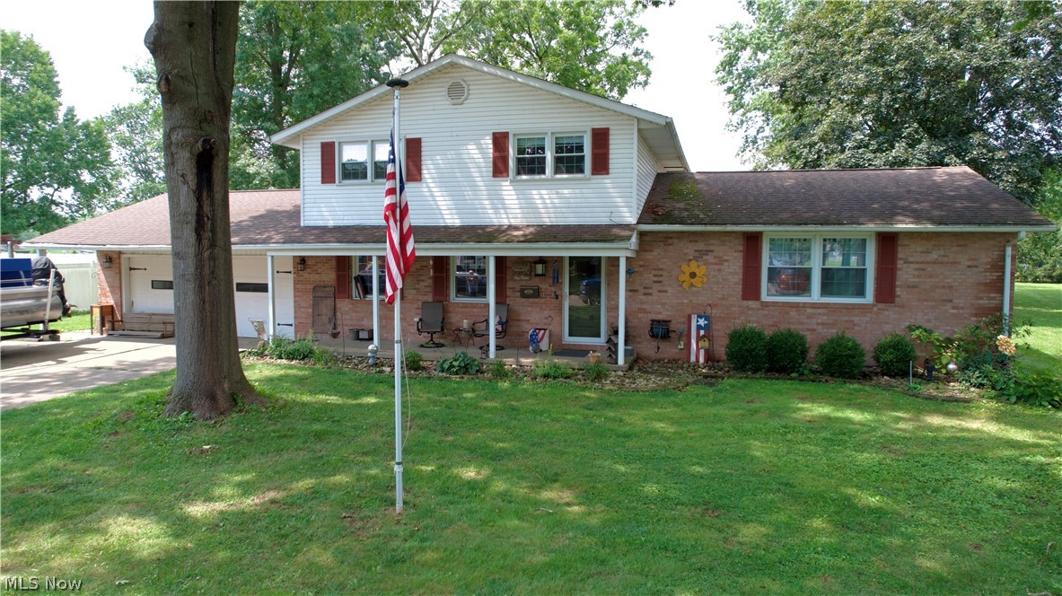 1282 Independence Circle SE New Philadelphia OH 44663