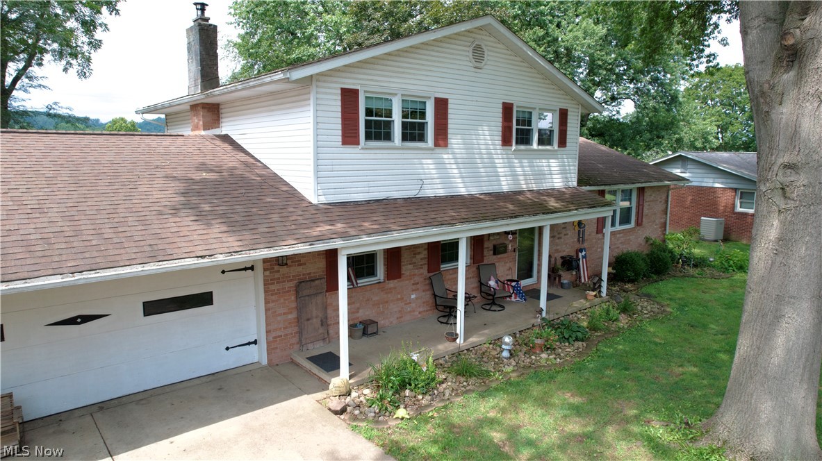 1282 Independence Circle SE New Philadelphia OH 44663
