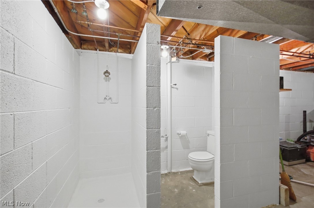 418 North Street Brooklyn Heights OH 44131