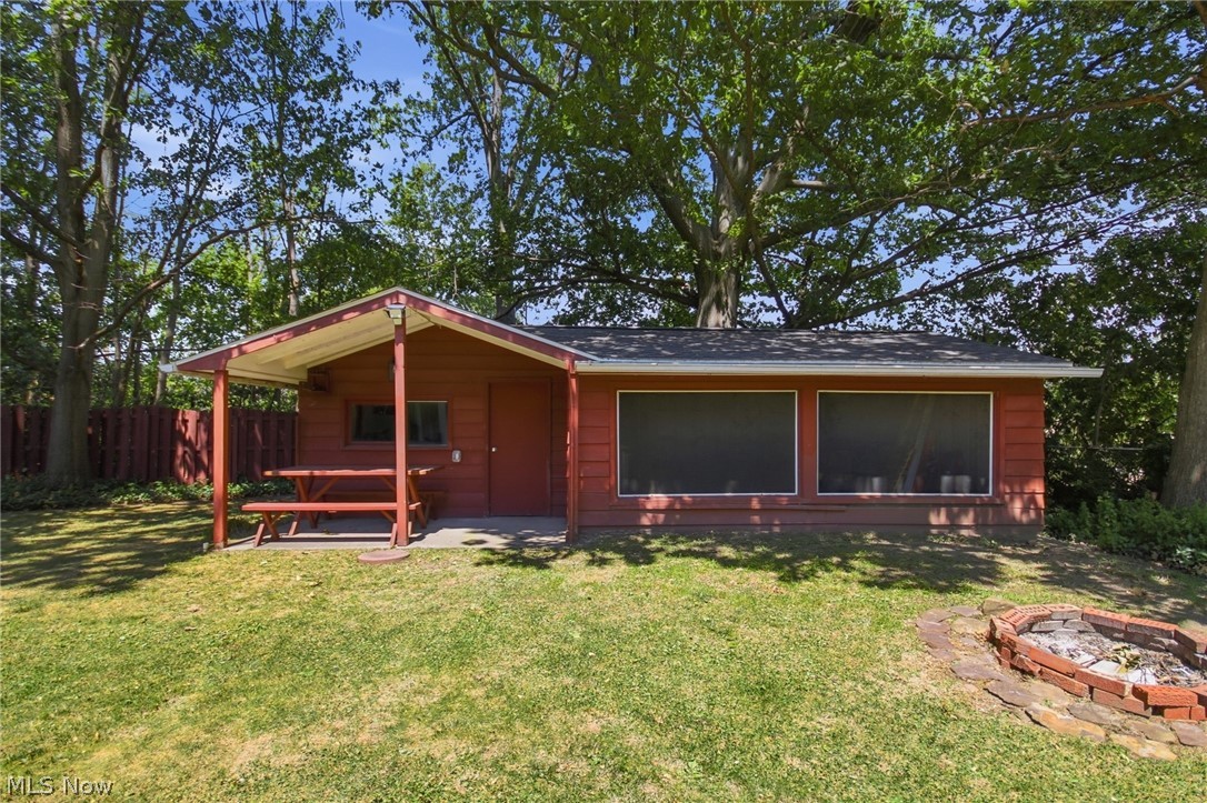 418 North Street Brooklyn Heights OH 44131