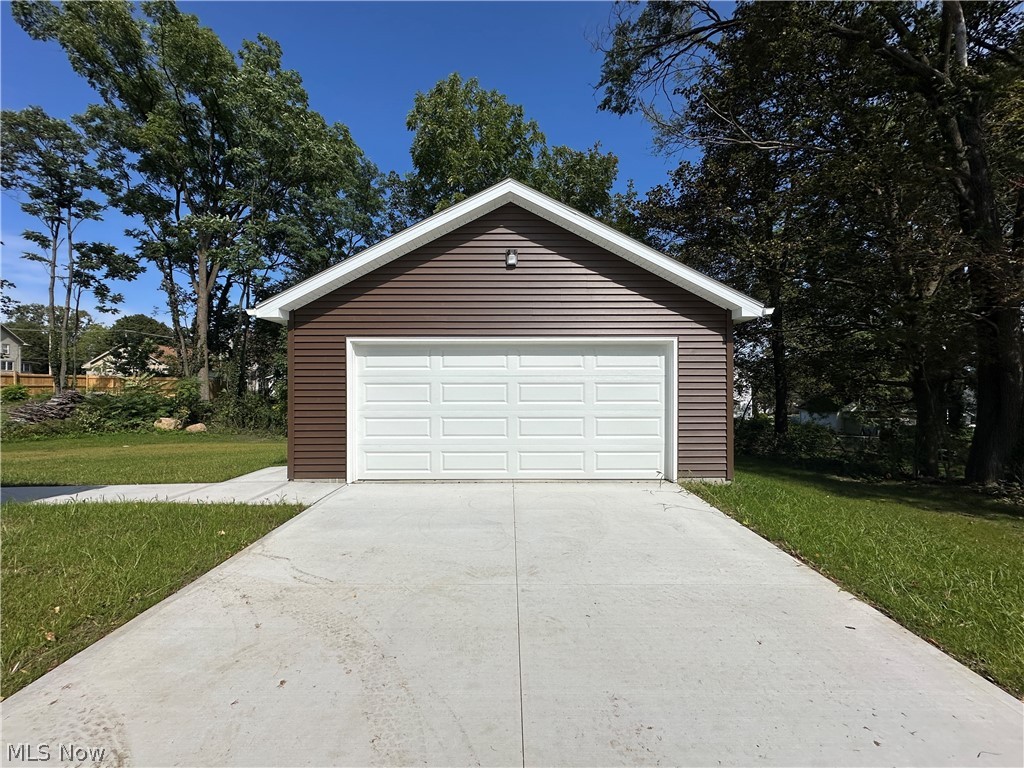363 Sexton Street Struthers OH 44471