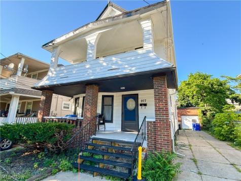 977 Nathaniel Road Cleveland OH 44110