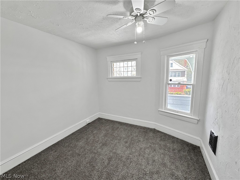 977 Nathaniel Road Cleveland OH 44110