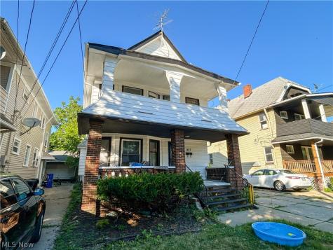 977 Nathaniel Road Cleveland OH 44110