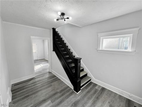 977 Nathaniel Road Cleveland OH 44110