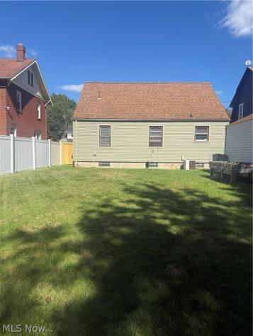465 Alameda Avenue Youngstown OH 44504