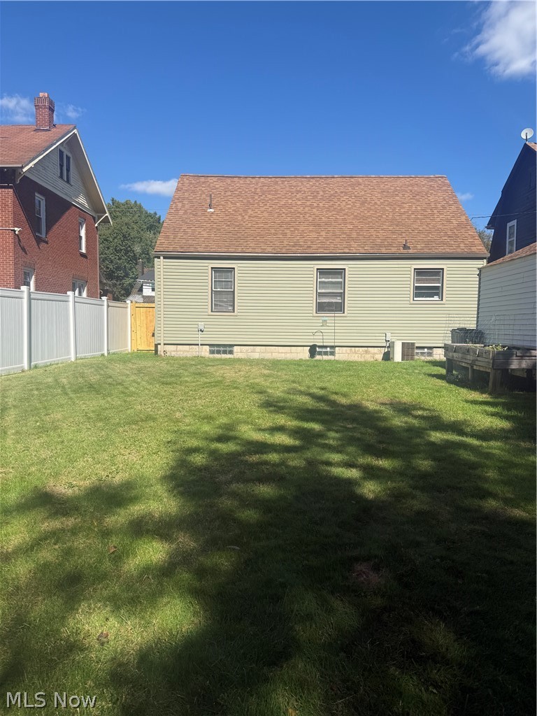 465 Alameda Avenue Youngstown OH 44504
