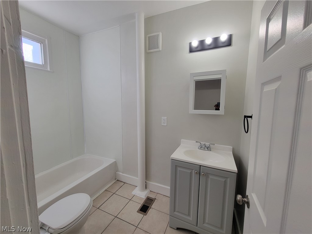 3594 W 60th Street Cleveland OH 44102