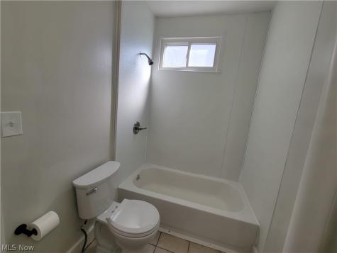 3594 W 60th Street Cleveland OH 44102
