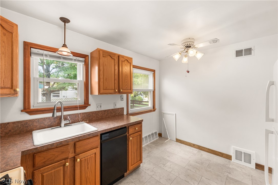 8811 Behrwald Avenue Brooklyn OH 44144