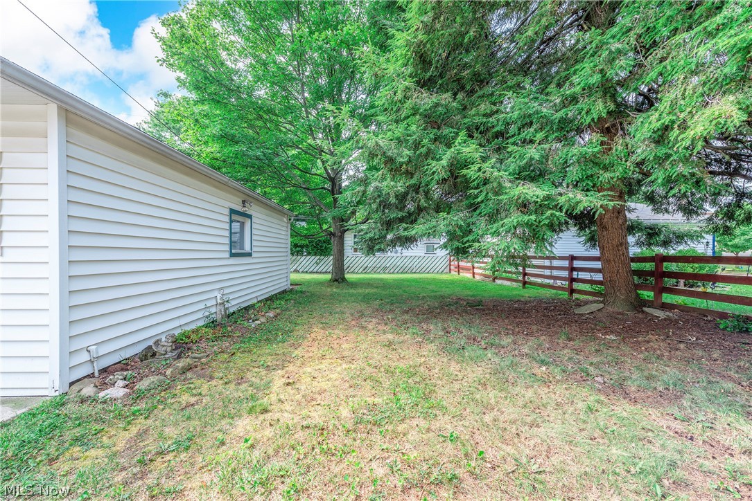 8811 Behrwald Avenue Brooklyn OH 44144