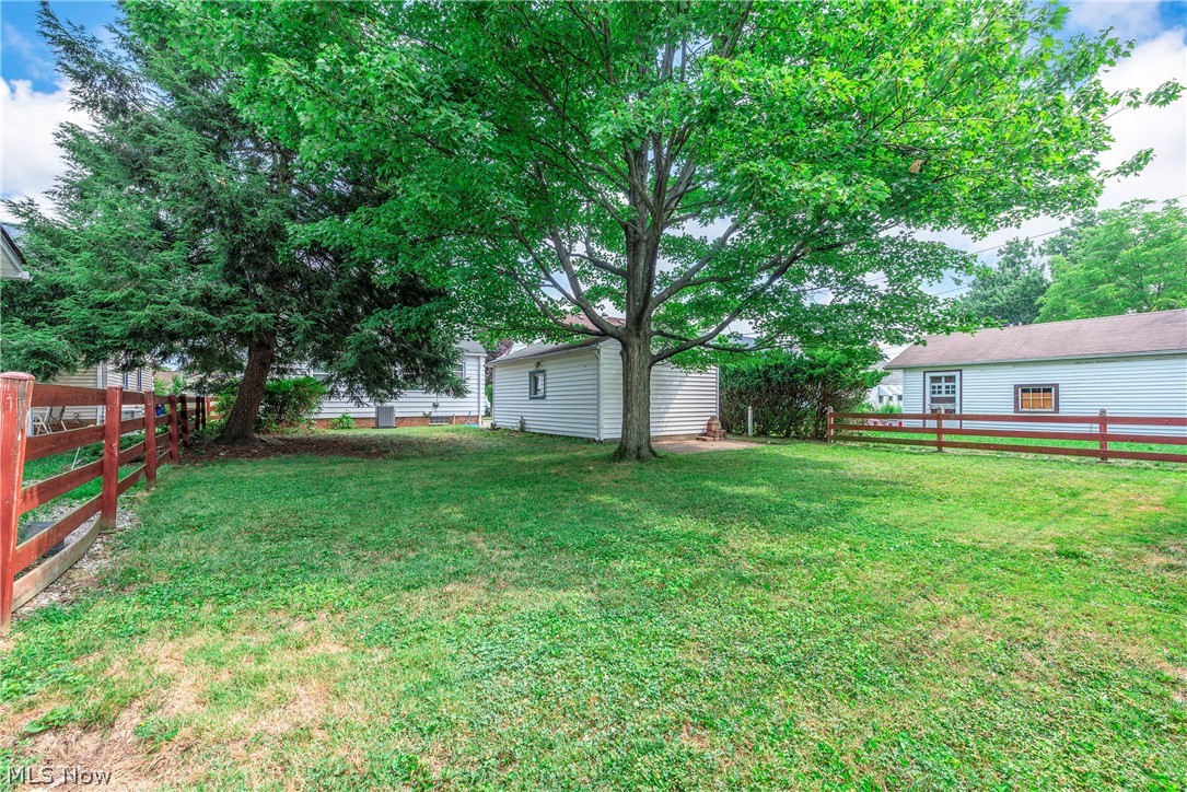 8811 Behrwald Avenue Brooklyn OH 44144