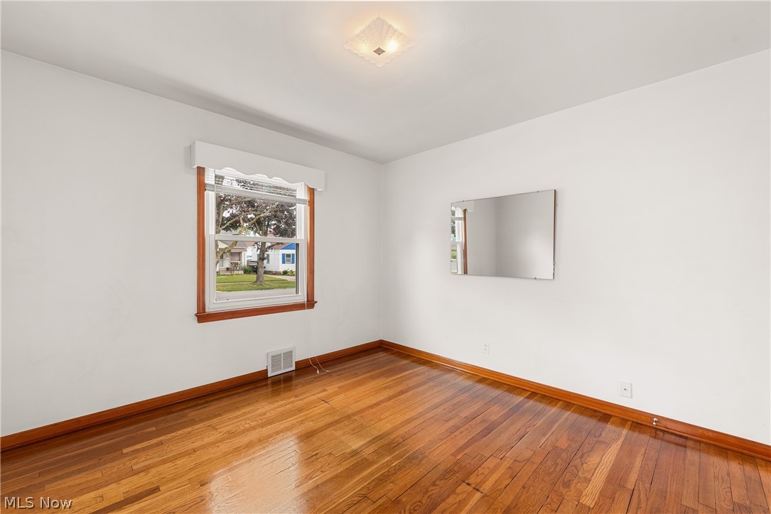 8811 Behrwald Avenue Brooklyn OH 44144