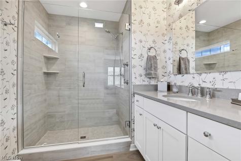 31427 Pier West Avon Lake OH 44012