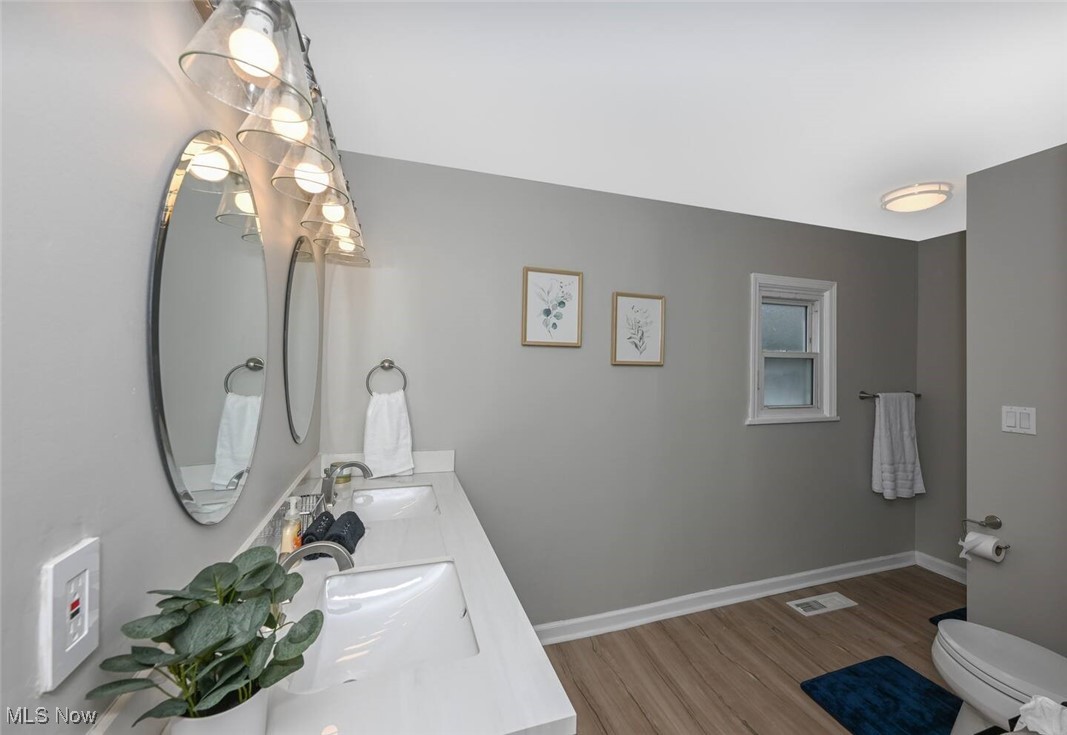 4610 Chestnut Road Independence OH 44131