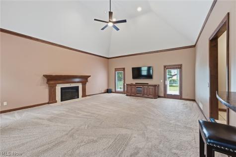 6114 Groton Street NW Canton OH 44708