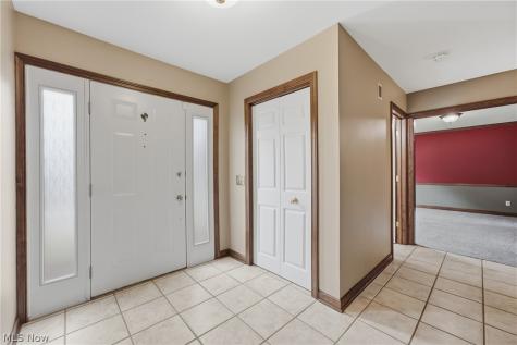 6114 Groton Street NW Canton OH 44708