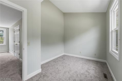 6114 Groton Street NW Canton OH 44708