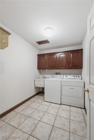 6114 Groton Street NW Canton OH 44708