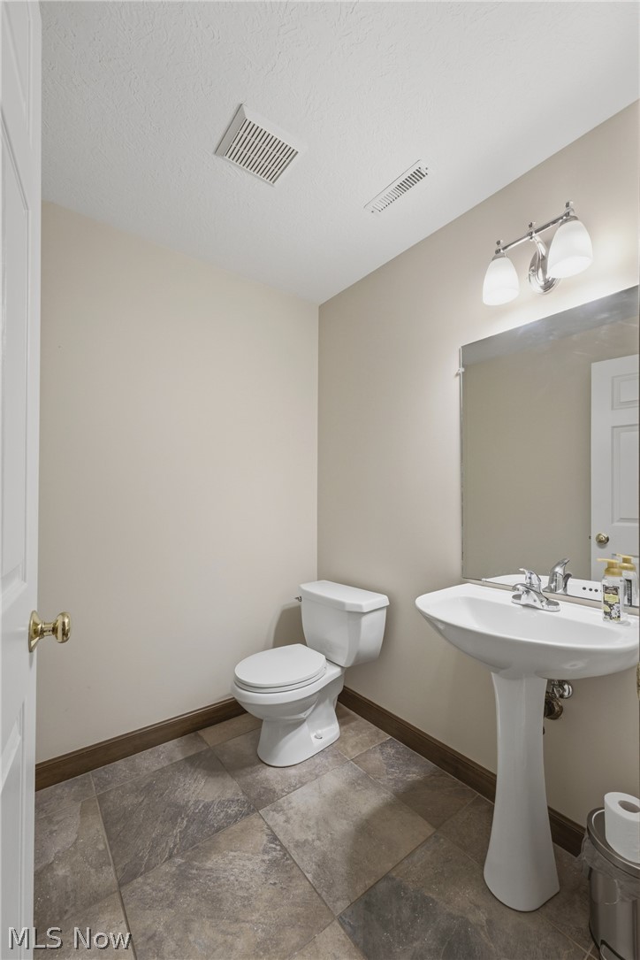 6114 Groton Street NW Canton OH 44708