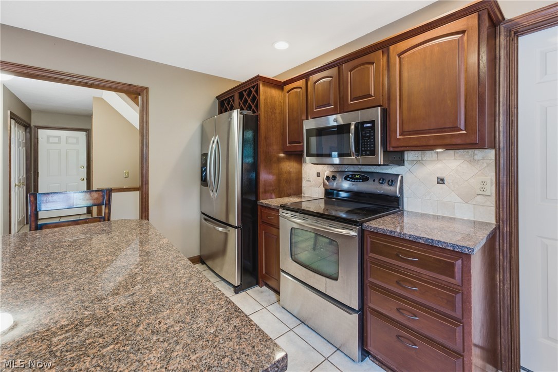 6114 Groton Street NW Canton OH 44708