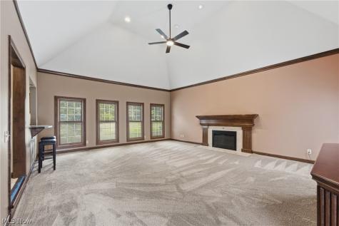 6114 Groton Street NW Canton OH 44708
