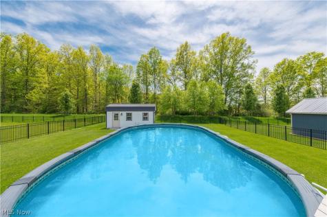 35779 Crystal Creek Court Grafton OH 44044