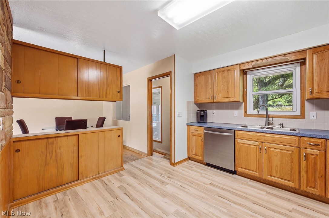2075 Heatherlane Drive Broadview Heights OH 44147